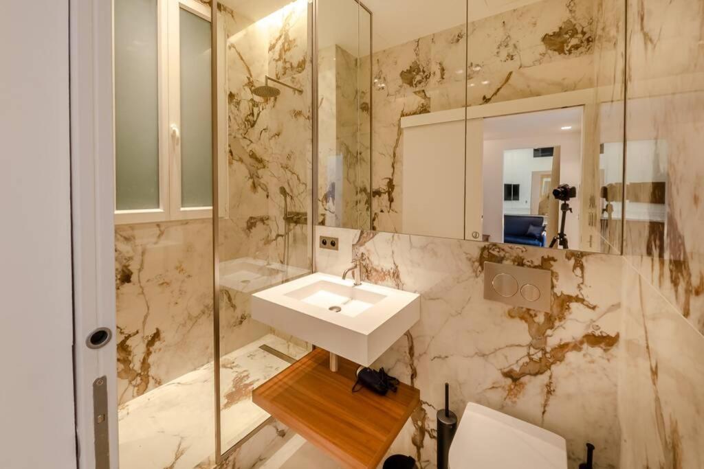 Appartement De Standing 5 - Tour Eiffel/Invalides باريس المظهر الخارجي الصورة